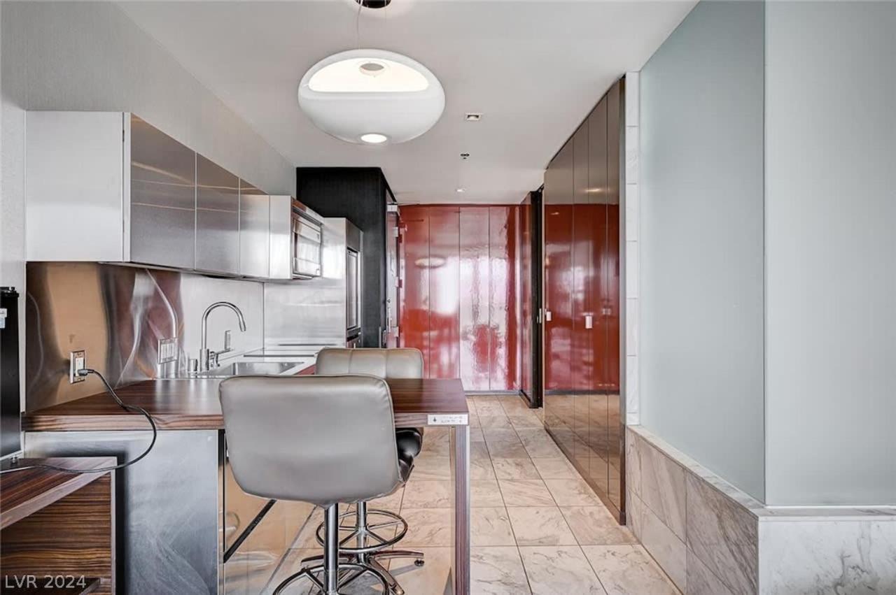 Apartment Luxurious Mountain Views At Palms 16319 Las Vegas
