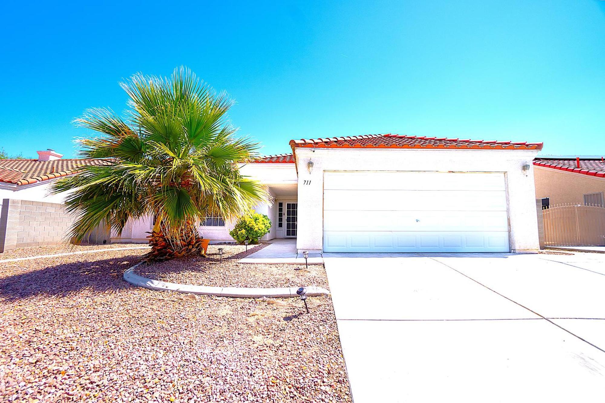 Guest house Private Guestrooms In North Vegas Area