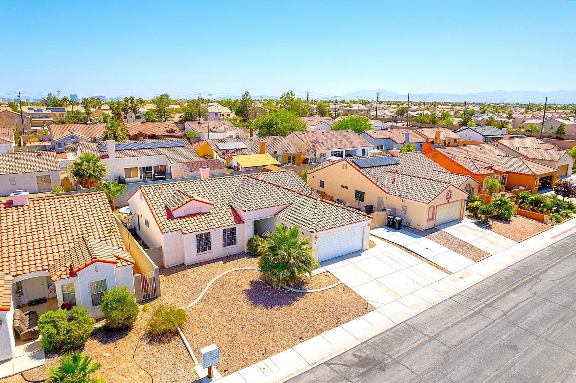 Private Guestrooms In North Vegas Area Las Vegas