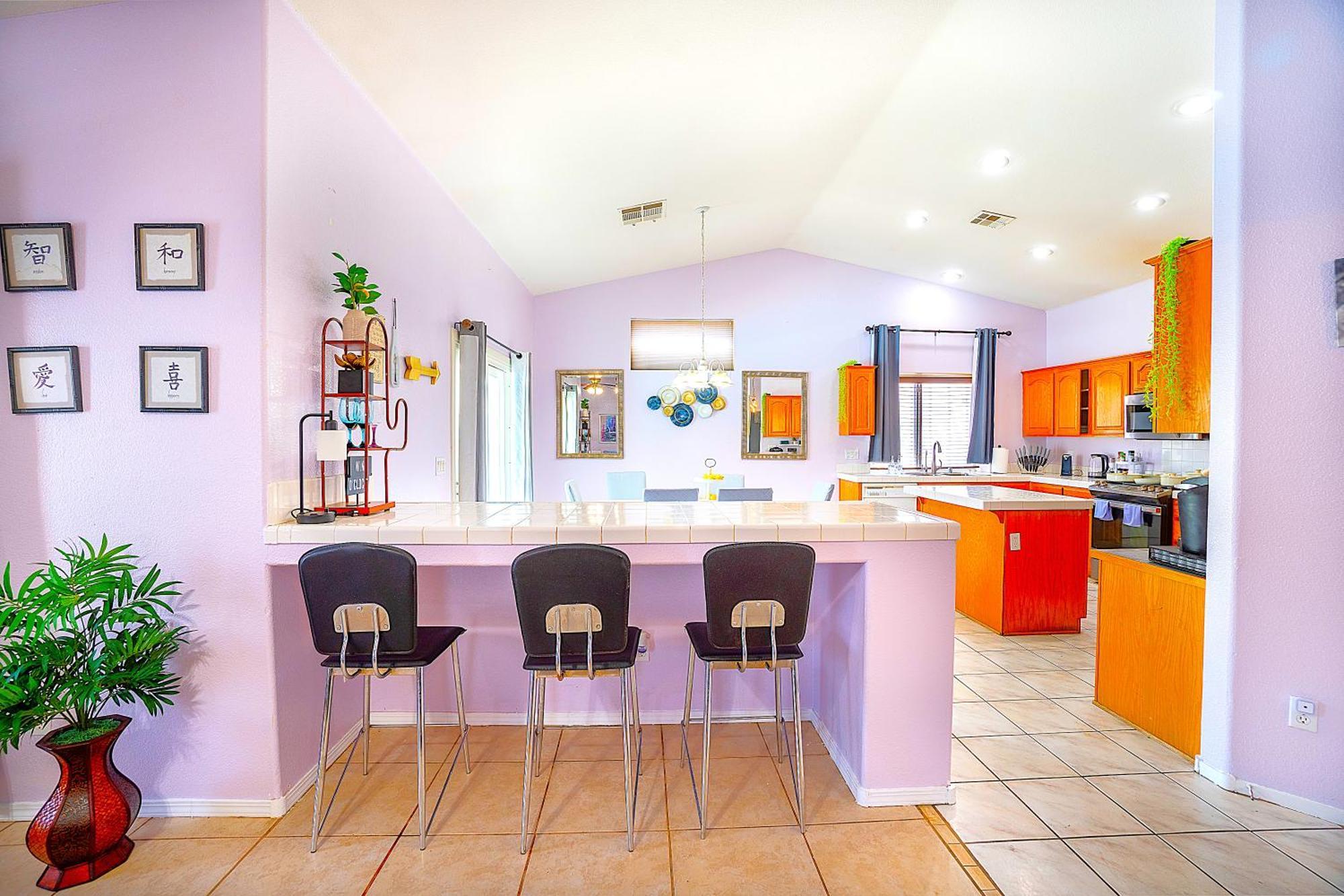 Private Guestrooms In North Vegas Area Guest house