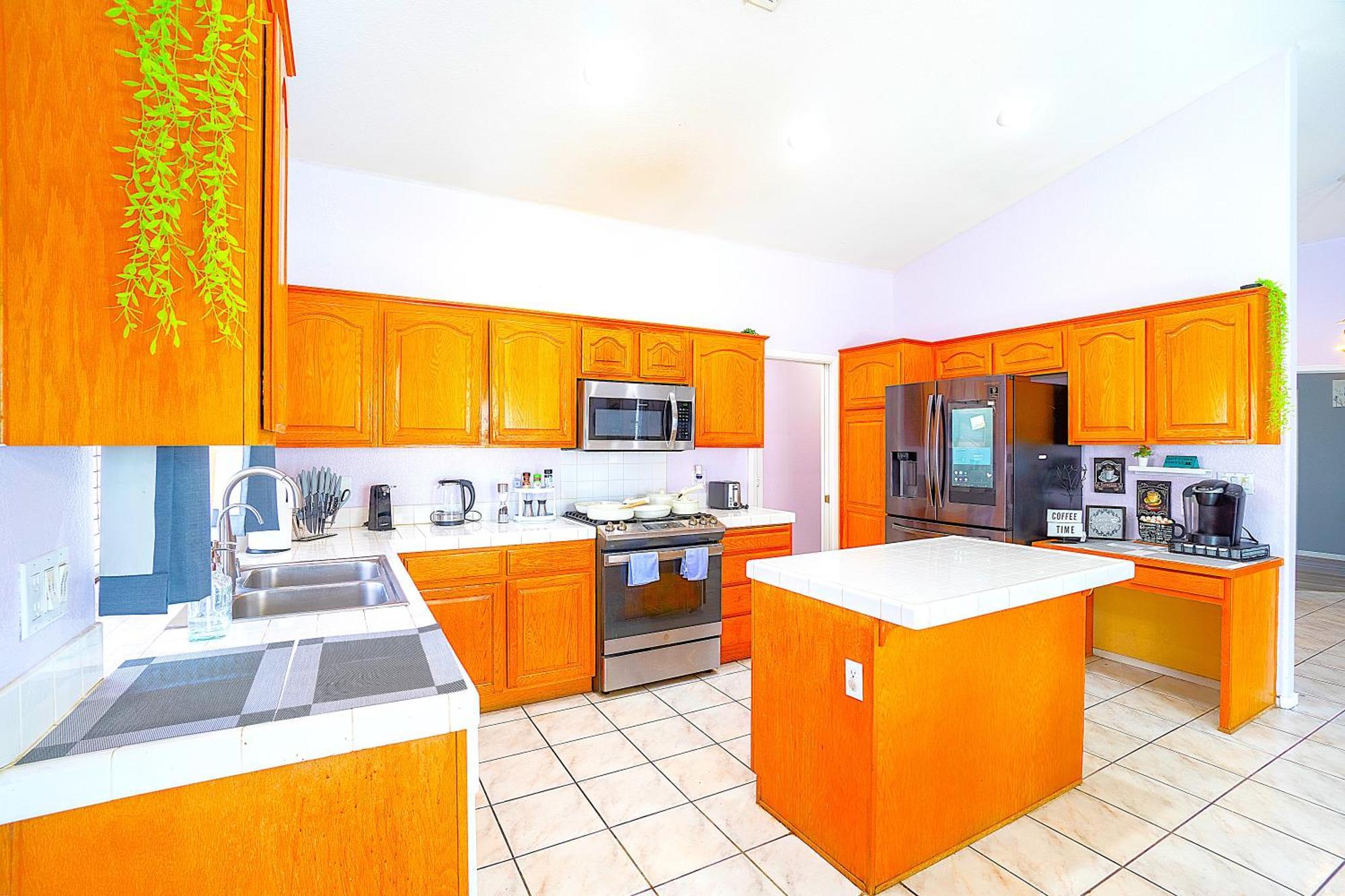 Guest house Private Guestrooms In North Vegas Area