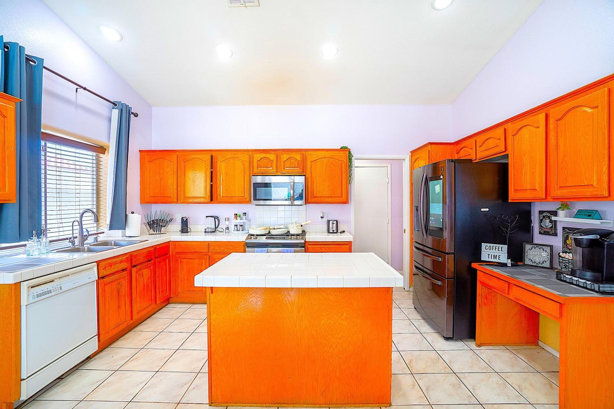 Private Guestrooms In North Vegas Area *