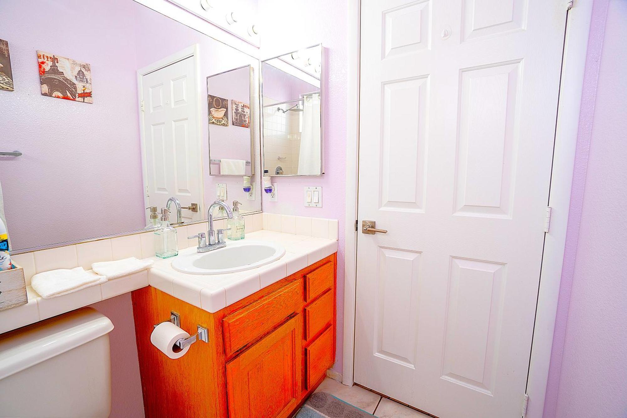 Private Guestrooms In North Vegas Area Las Vegas