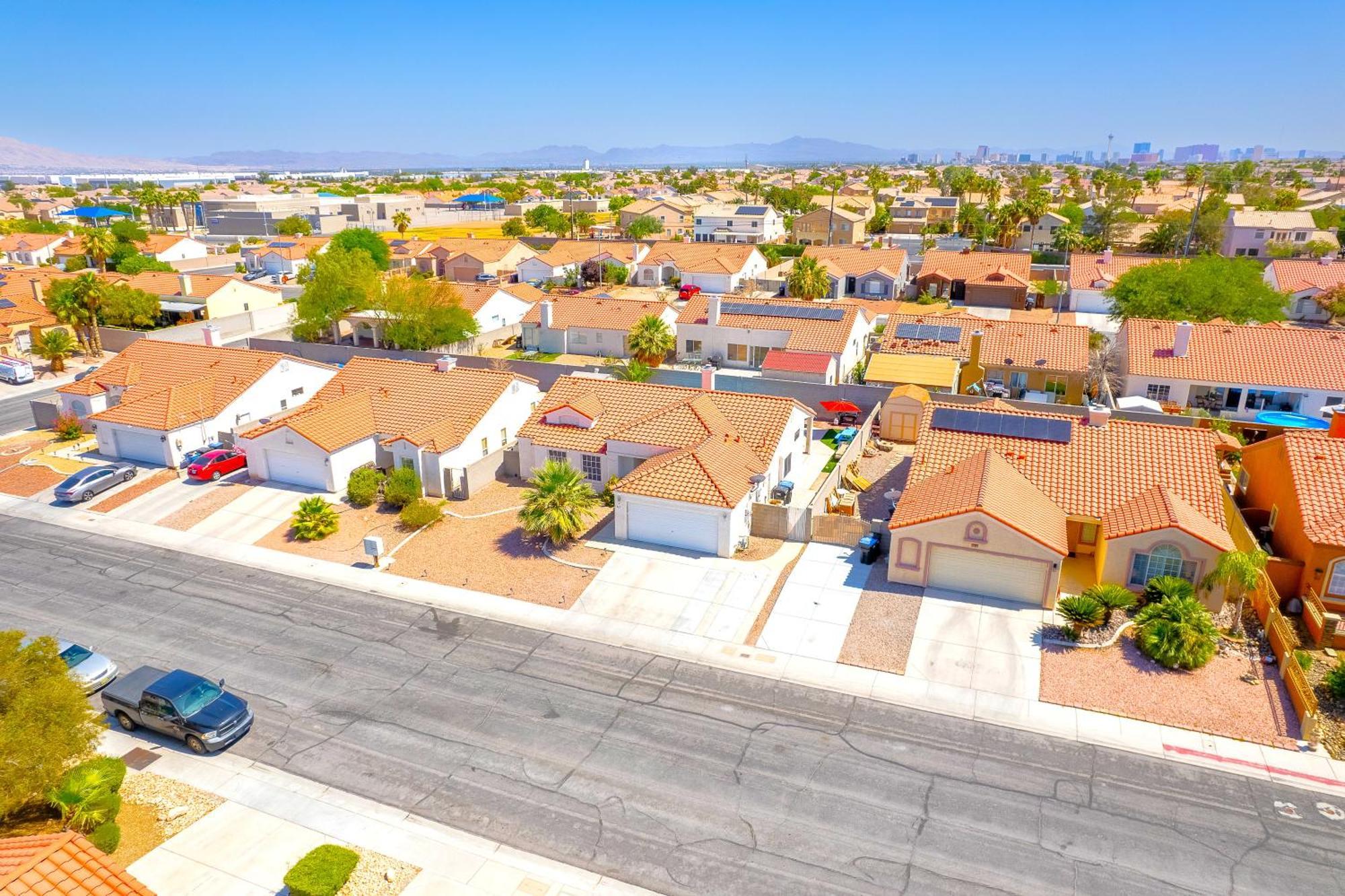 Private Guestrooms In North Vegas Area *