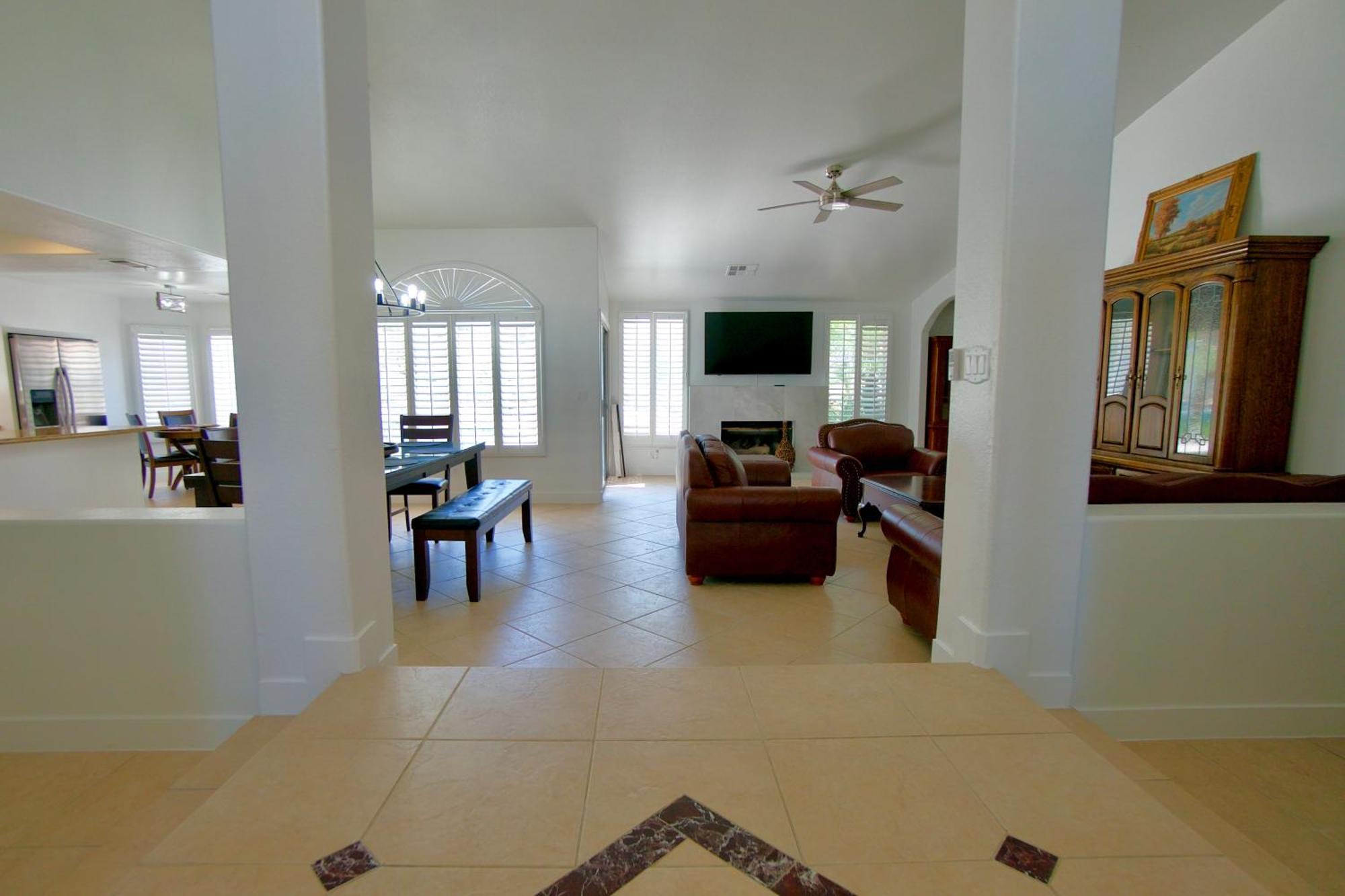 Holiday home Vegas Lucky Vacation - Entire Home, Pool, 15mins From Strip And More! Las Vegas