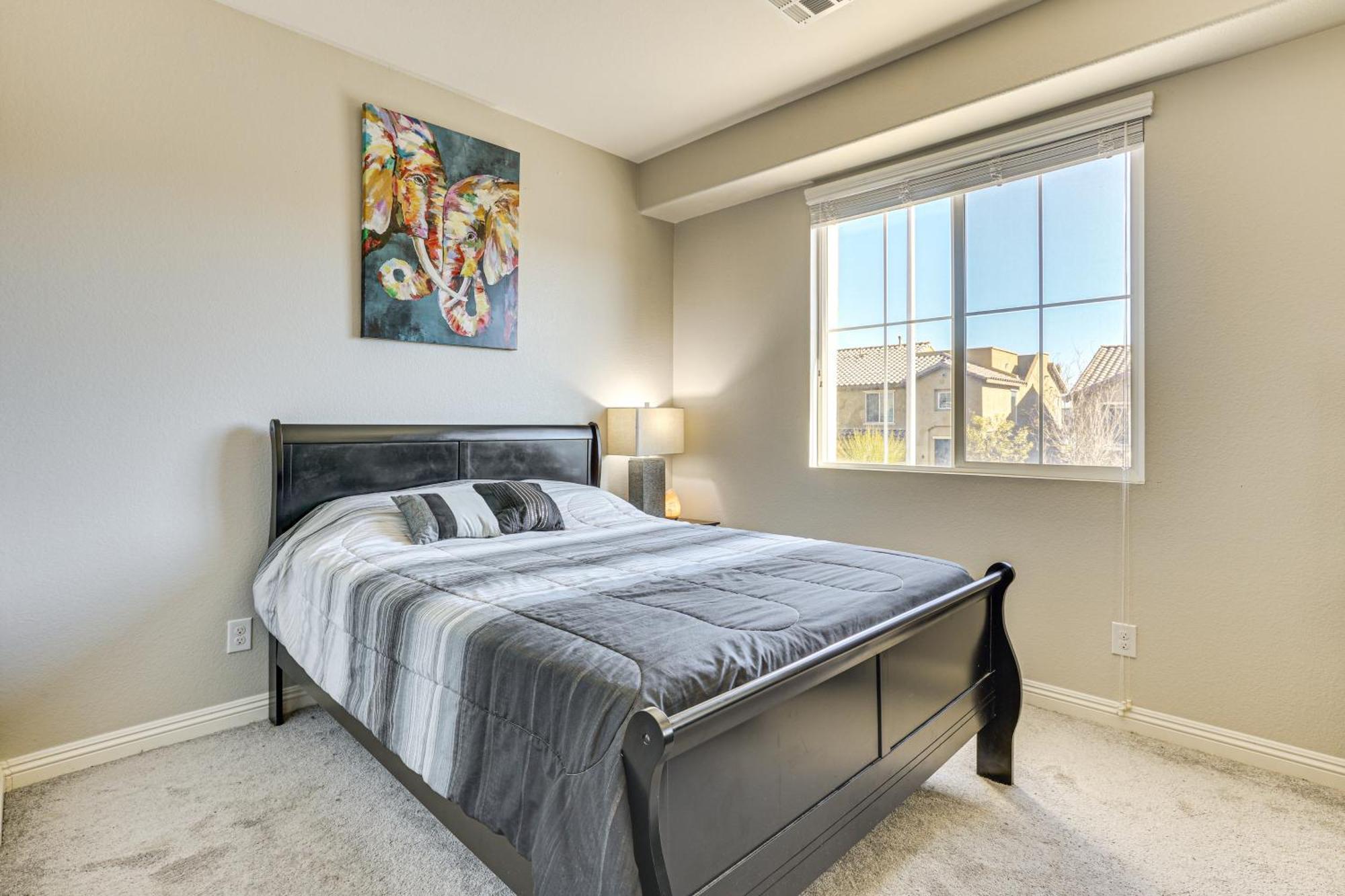 1 Mi To Aliante Casino Townhome With Fenced Yard!