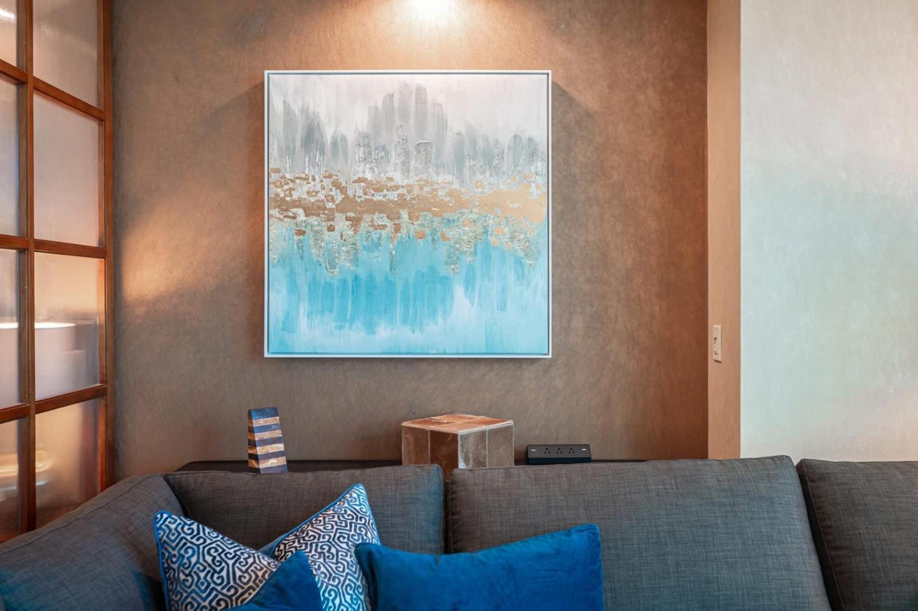 No Fee Strip View +free Valet + Pool Holiday home *