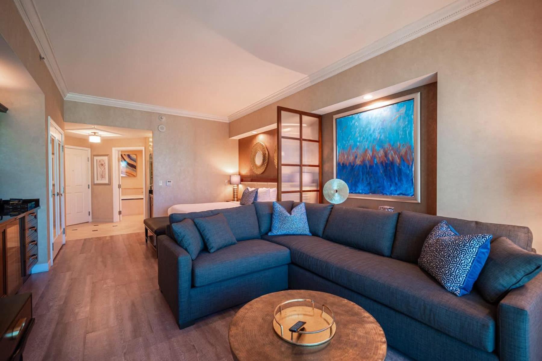 Holiday home No Fee Strip View Balcony+ Free Valet+pool