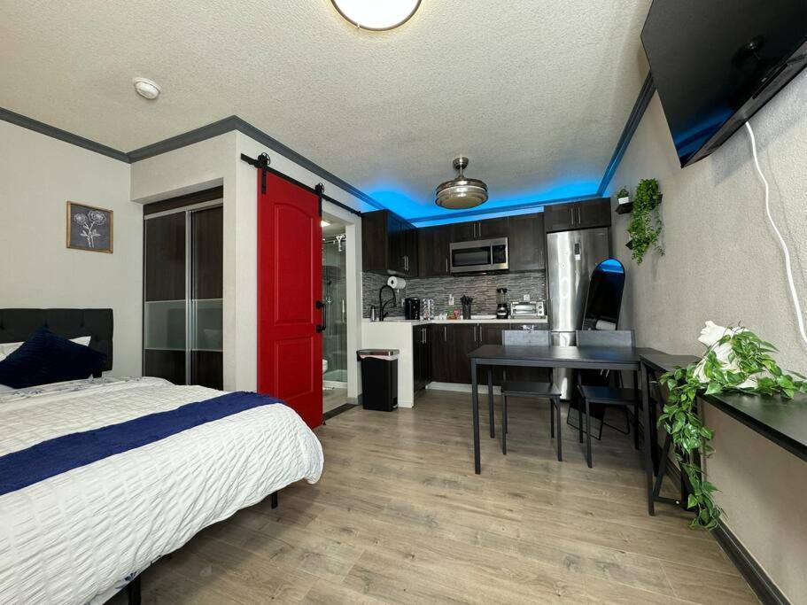 Modern Near Fremont Street *