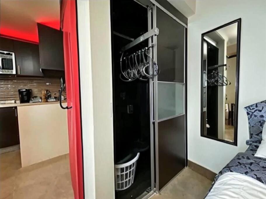 Apartment Modern Near Fremont Street *