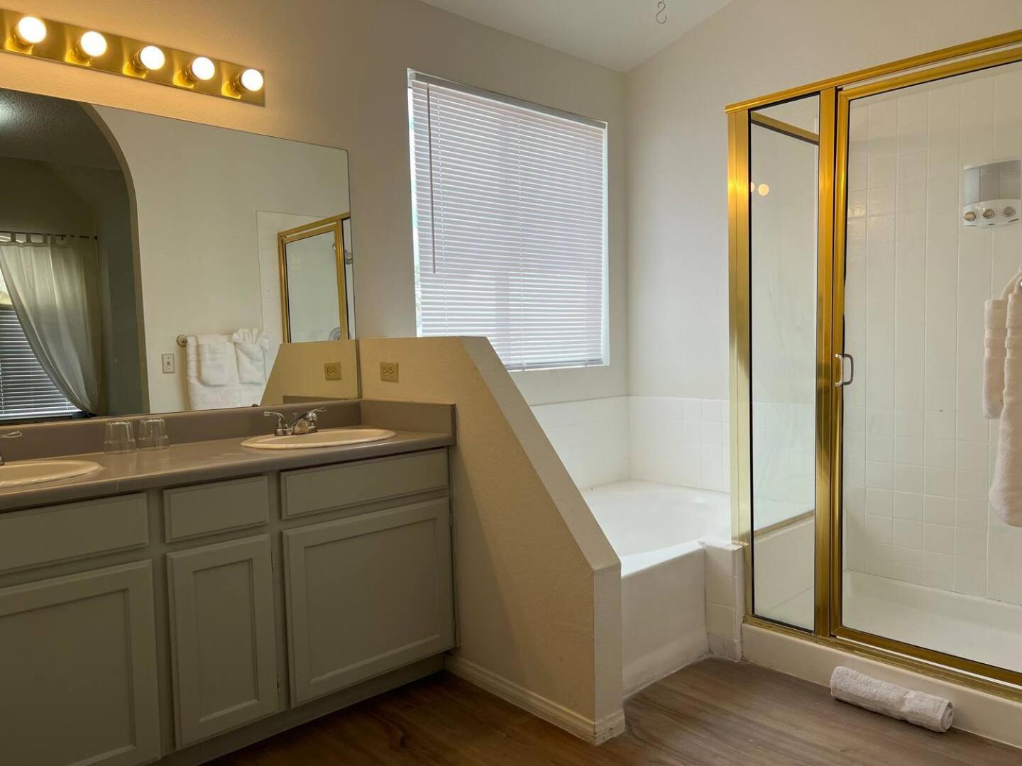 Extended 3 Or 4 Beds Cozy Smart Living * Las Vegas