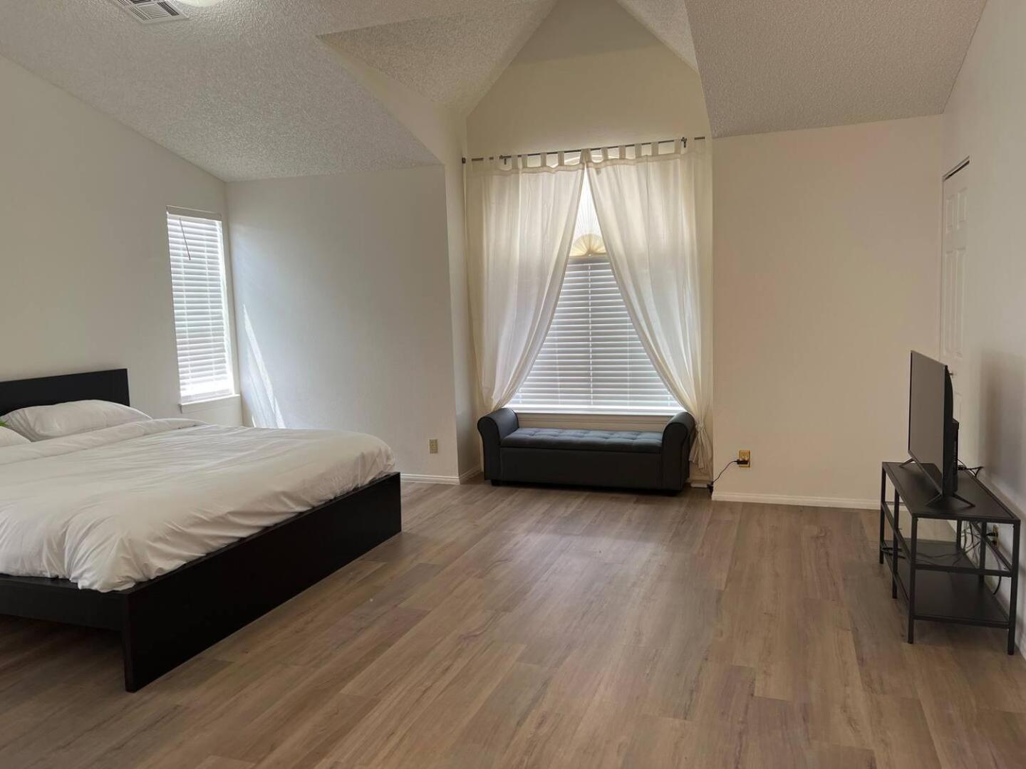 Extended 3 Or 4 Beds Cozy Smart Living Holiday home