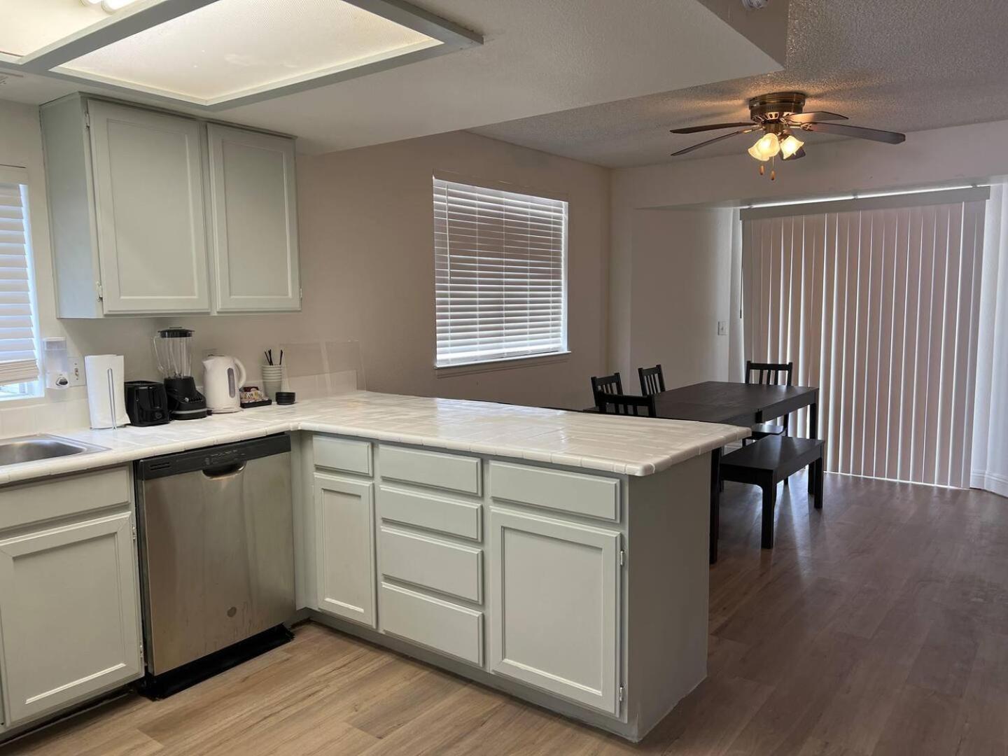 Extended 3 Or 4 Beds Cozy Smart Living * Las Vegas
