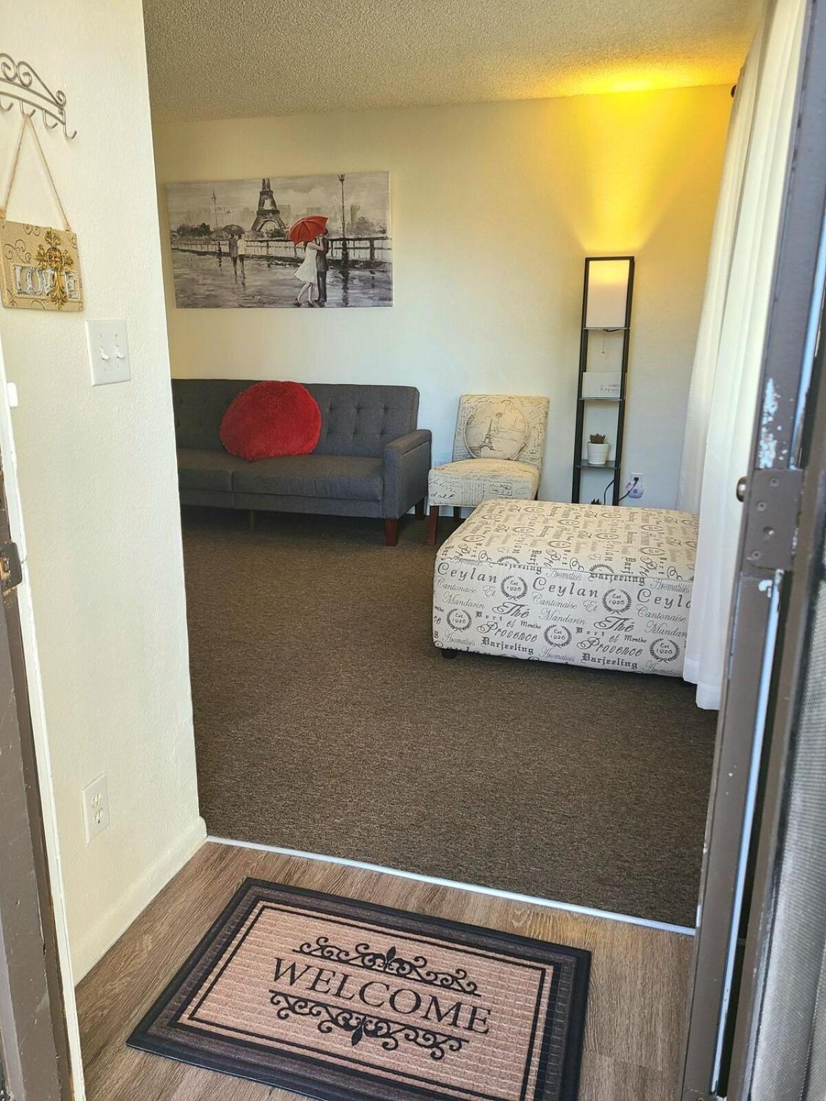 2 Bed 2 Bath Downtown Vegas Near The Strip Apartment Las Vegas