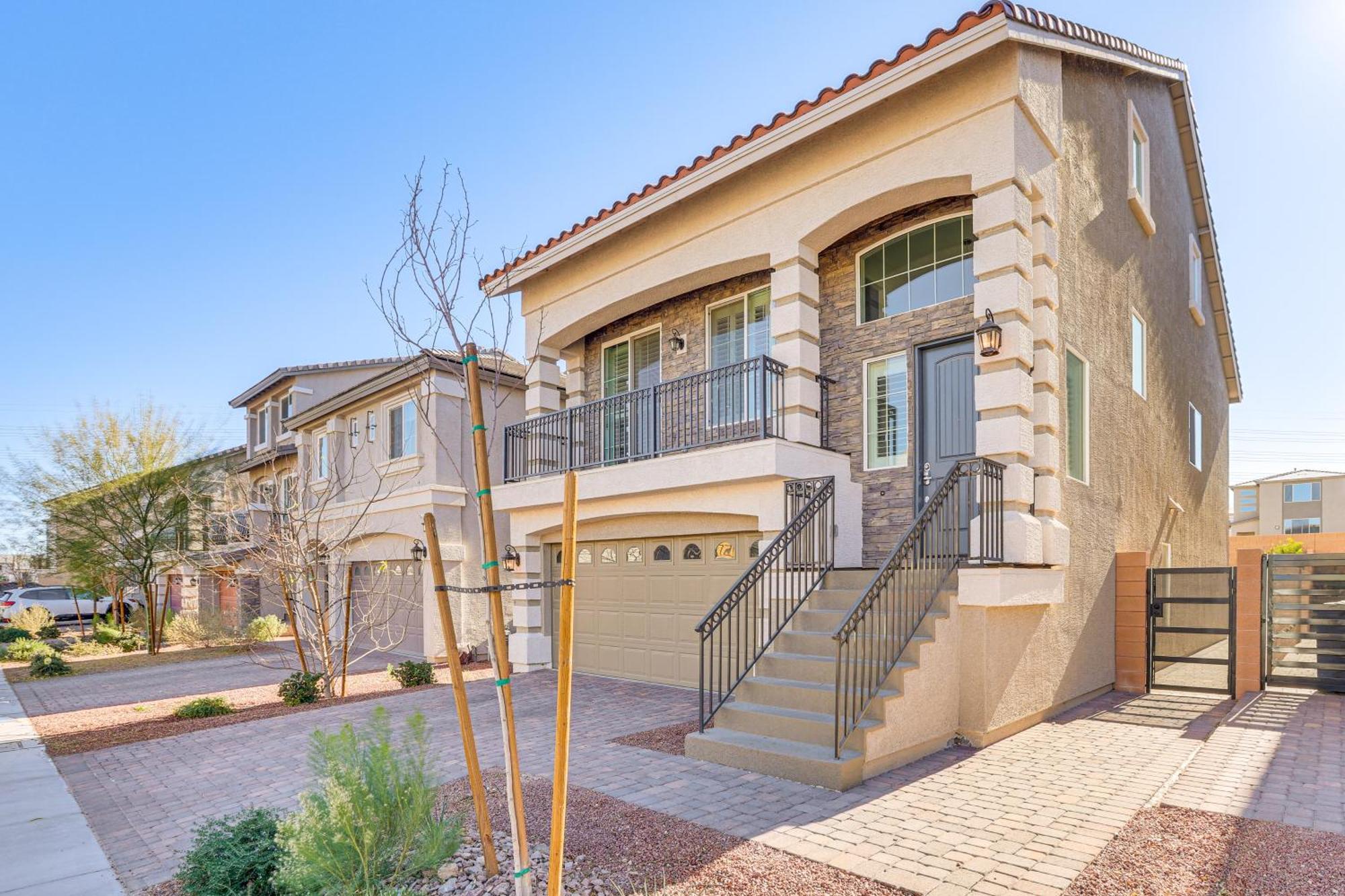 10 Mi To The Strip Spacious Extended Vegas Stay!