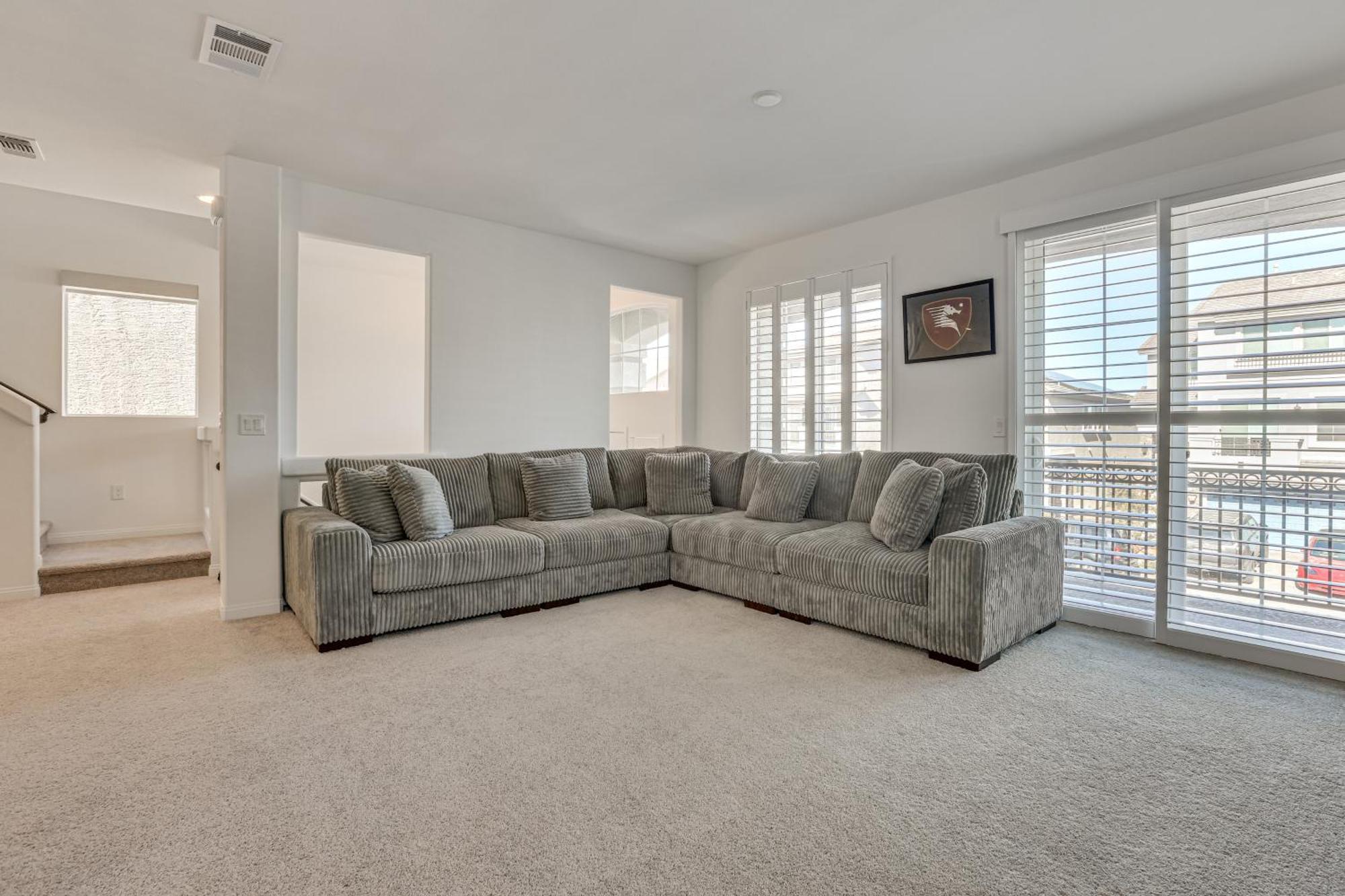 Holiday home 10 Mi To The Strip Spacious Extended Vegas Stay!