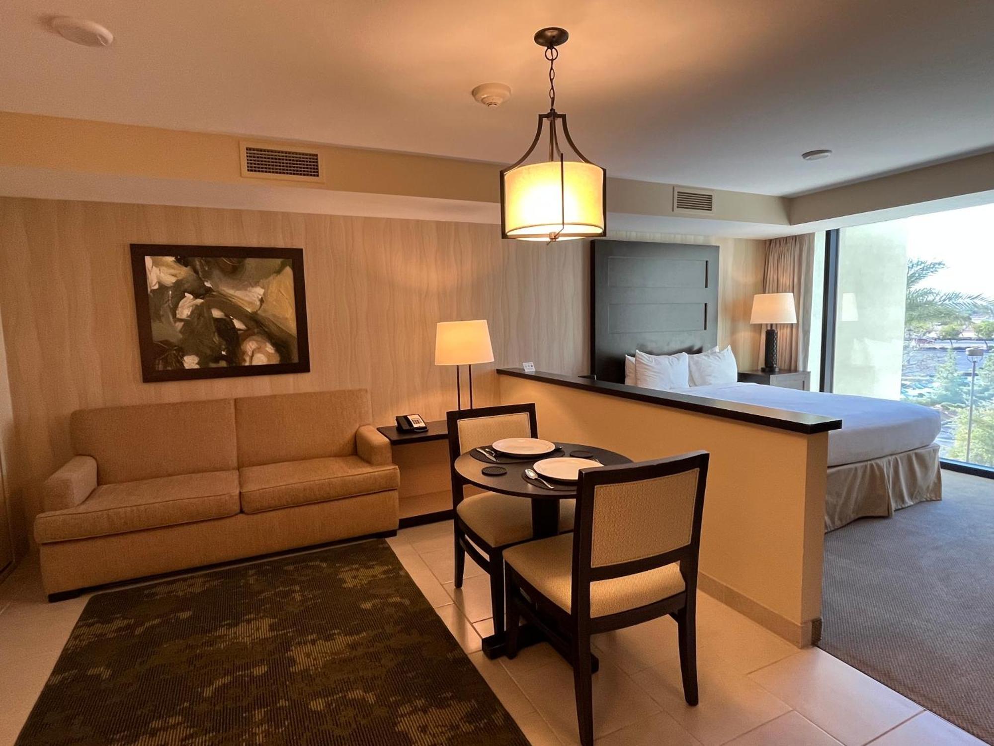 The Berkley, Vegas Hotel