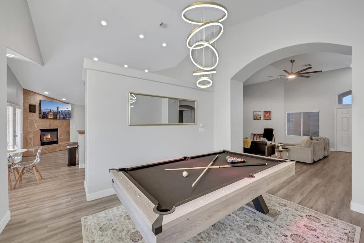 Holiday home Newly Remodel 4br With Gameroom And Free Heated Great For Family Las Vegas