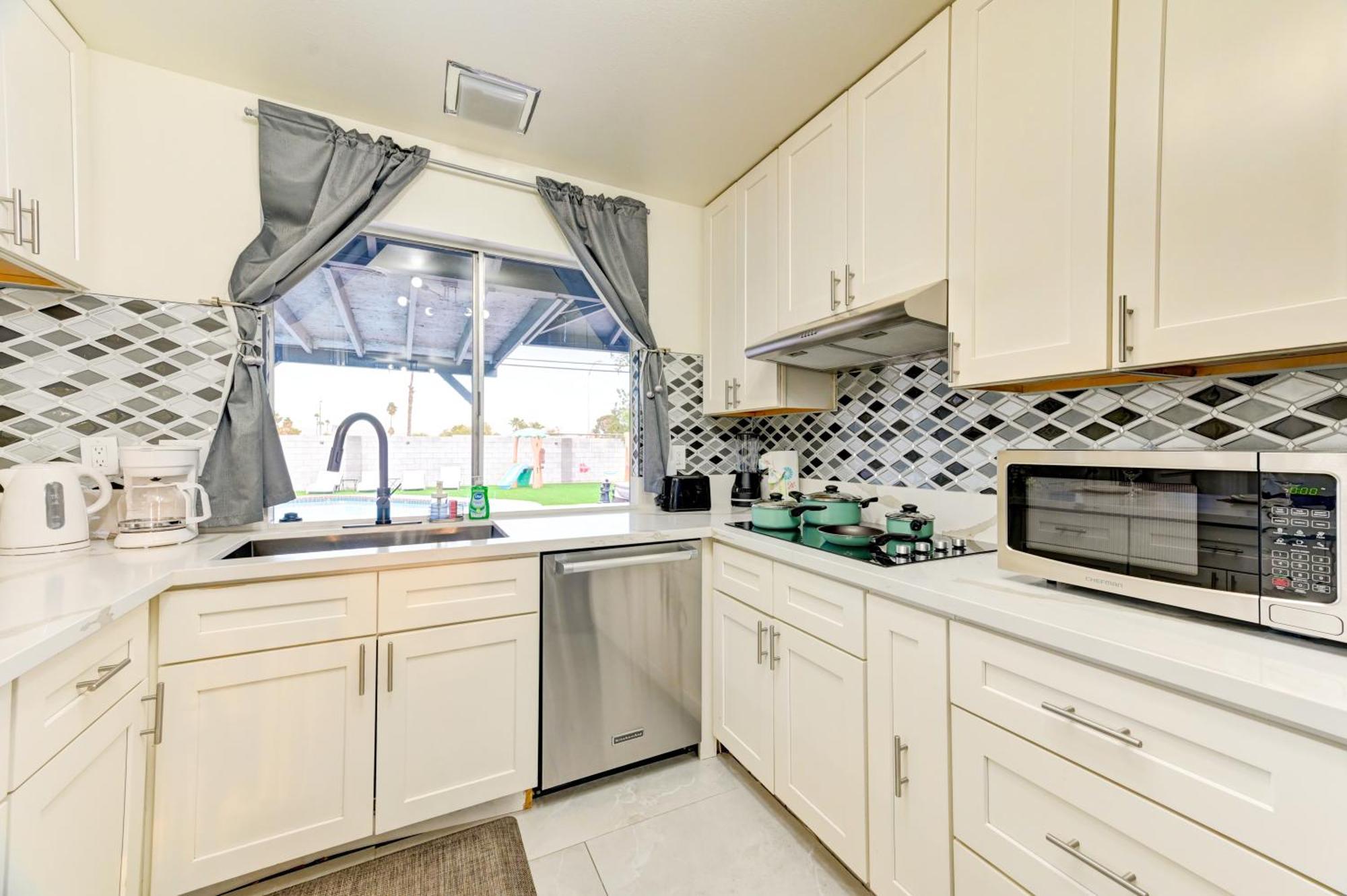 Villa Paradise-luxury 5bd Retreat Perfect For Groups & Families