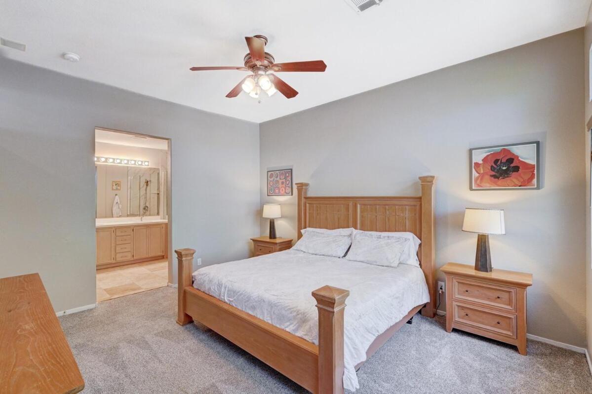 Gorgeous Townhome In Summerlin Las Vegas