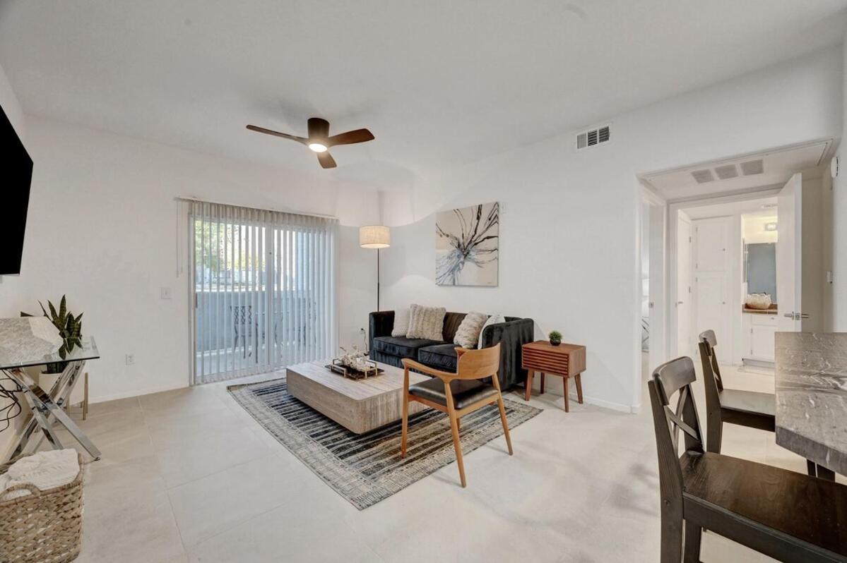 Apartment Stylish Southwest