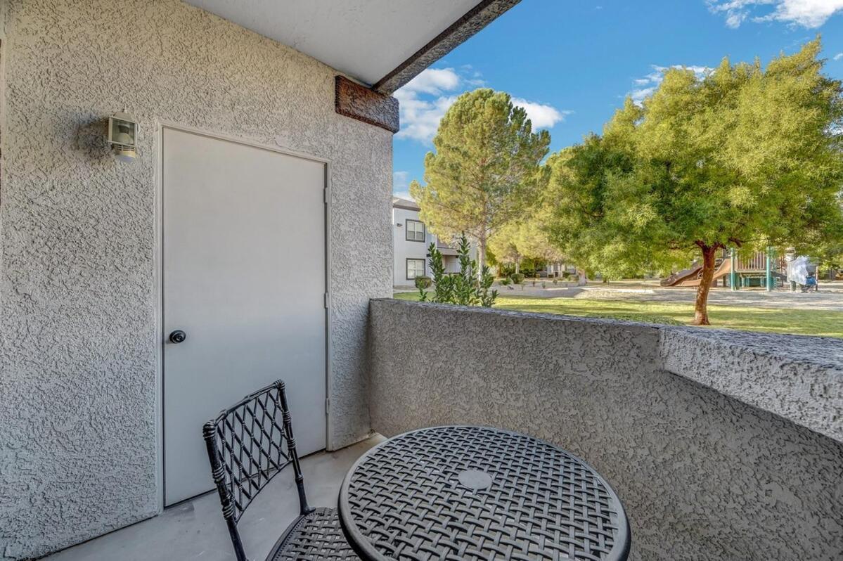 Apartment Stylish Southwest Las Vegas