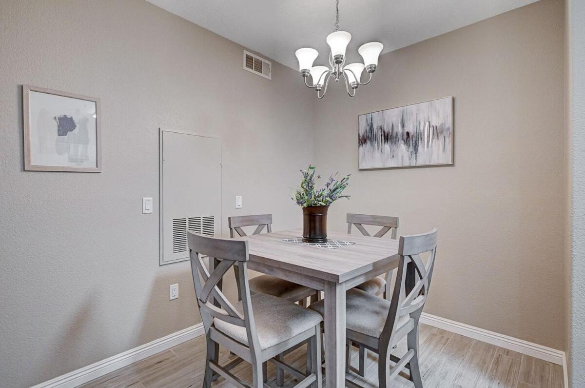 Inviting 1br 1ba Open Floor Plan Apartment