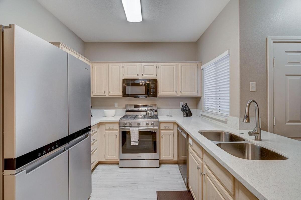 Apartment Inviting 1br 1ba Open Floor Plan Las Vegas