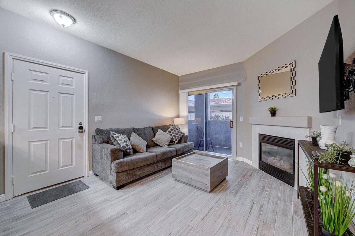 Inviting 1br 1ba Open Floor Plan Apartment *