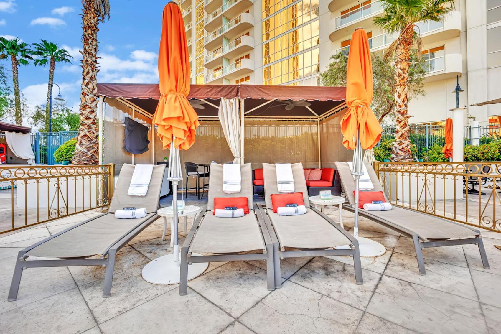 Skyline Serenity-strip Pool F1 View-no Fee * Las Vegas