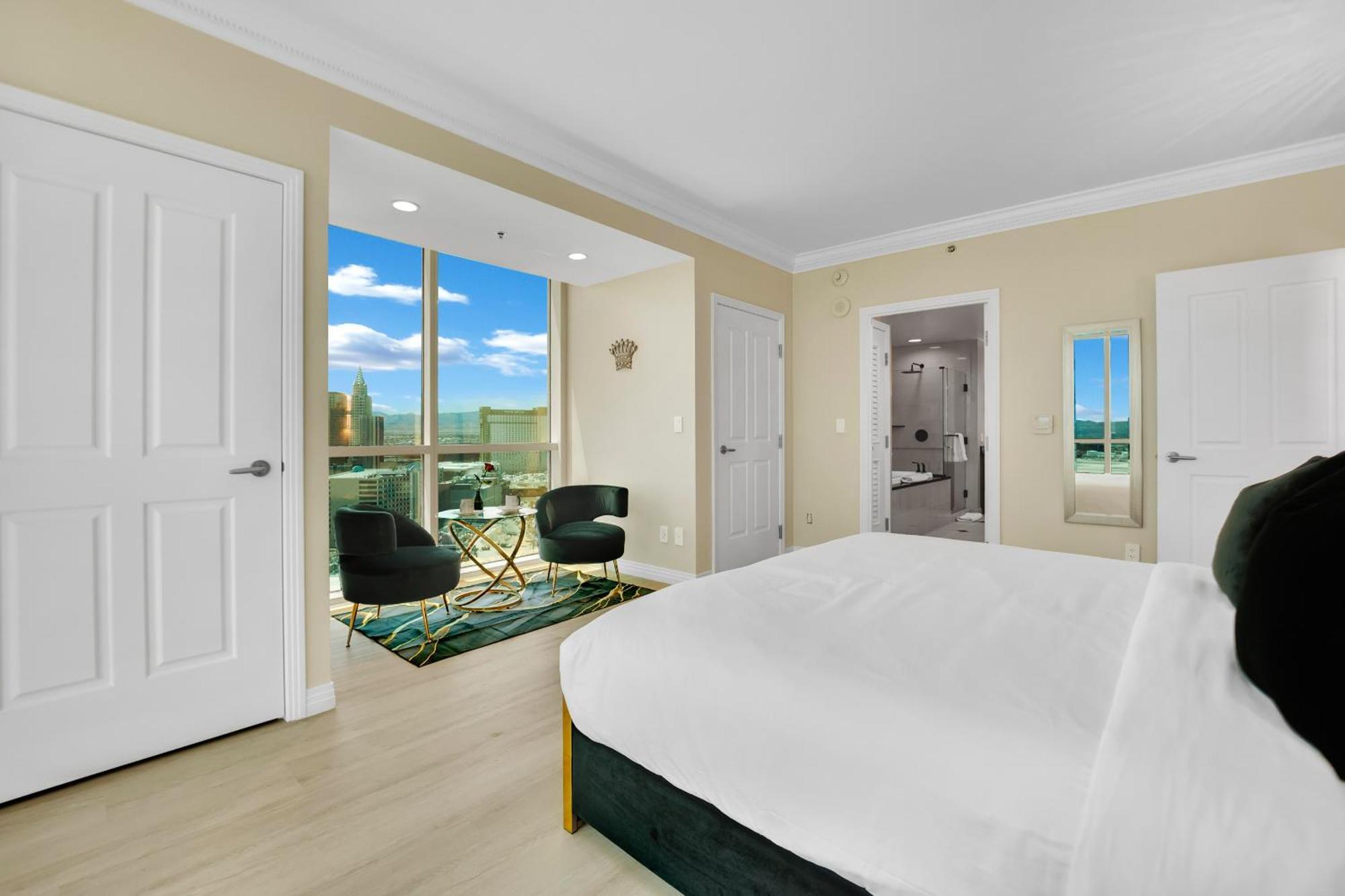 Skyline Serenity-strip Pool F1 View-no Fee