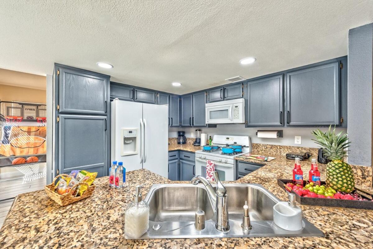 Treasure Bay-3br Pool & Hot Tub Oasis Near T Strip Holiday home
