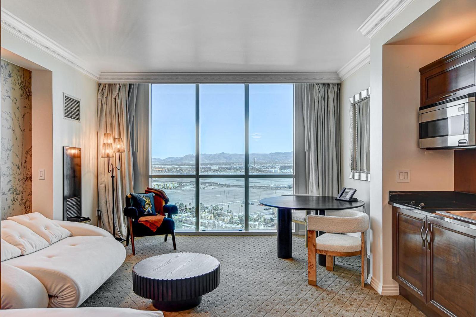 The Rose Ii Mgm Signature Aparthotel *