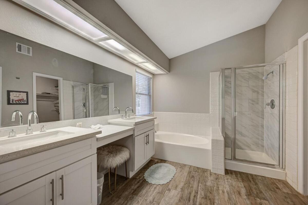 Modern 3 Bedroom In Summerlin Holiday home Las Vegas