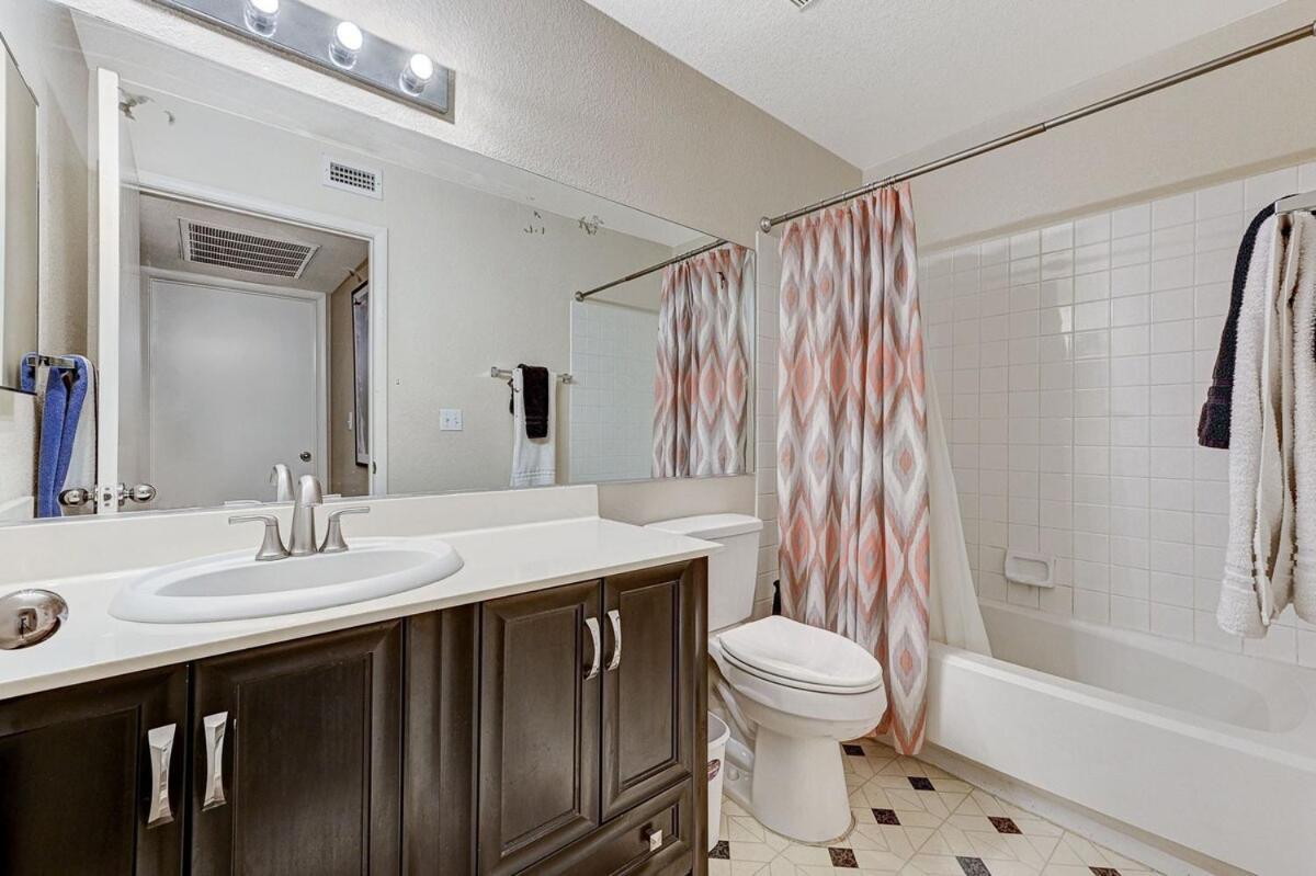 Summerlin Gated Community Apartment