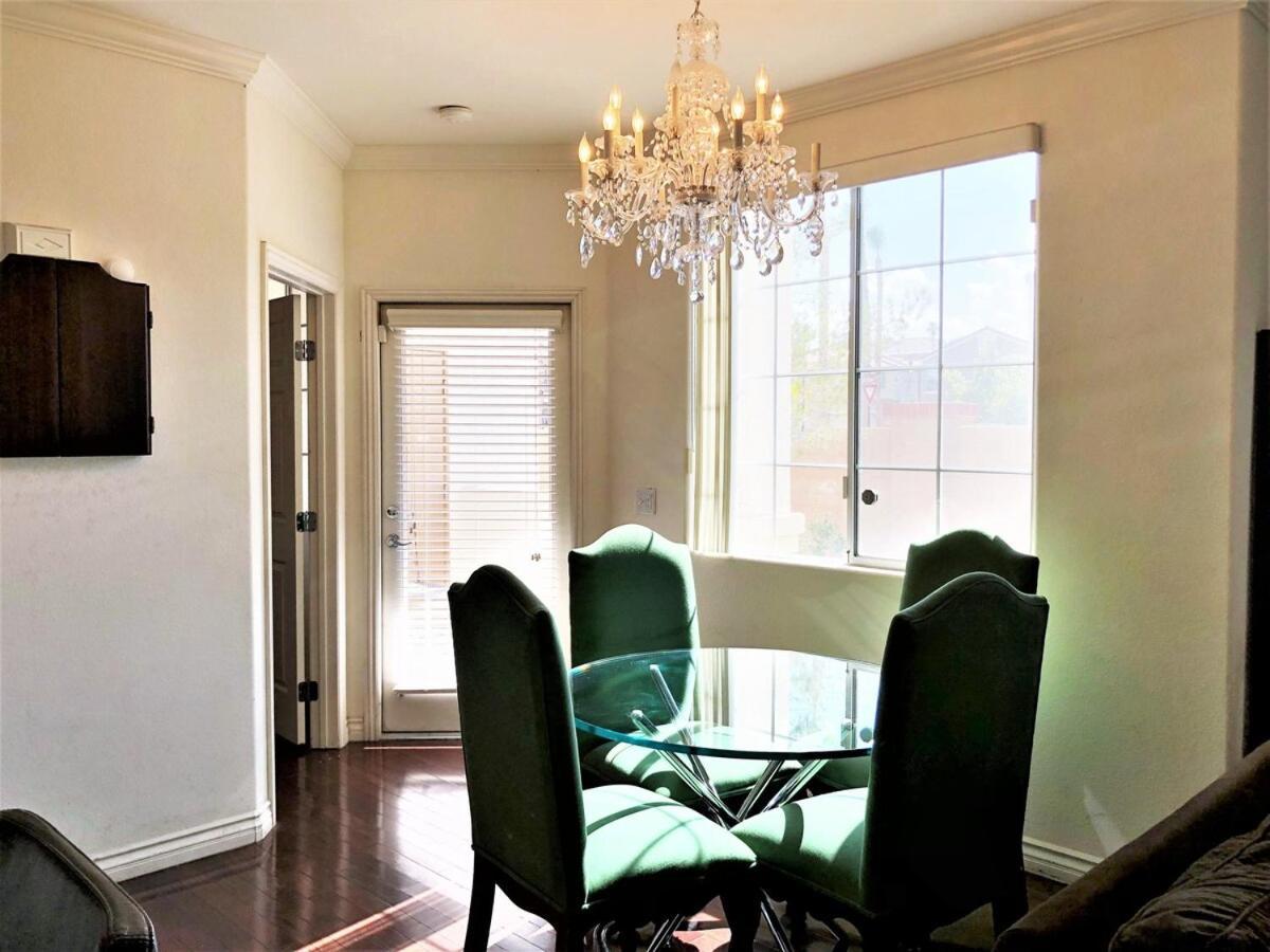 Elegant Henderson Apartment Las Vegas