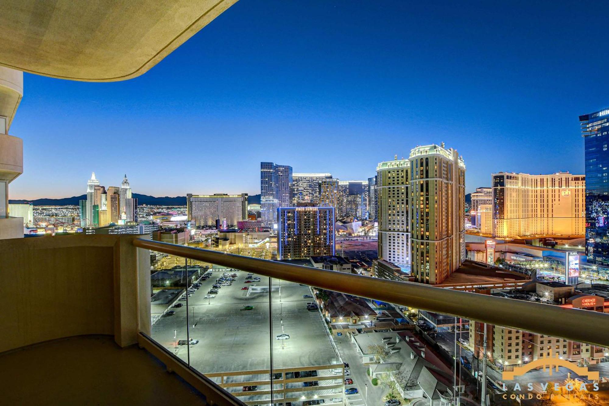 Mgm Signature-22-615 Strip View Balcony *