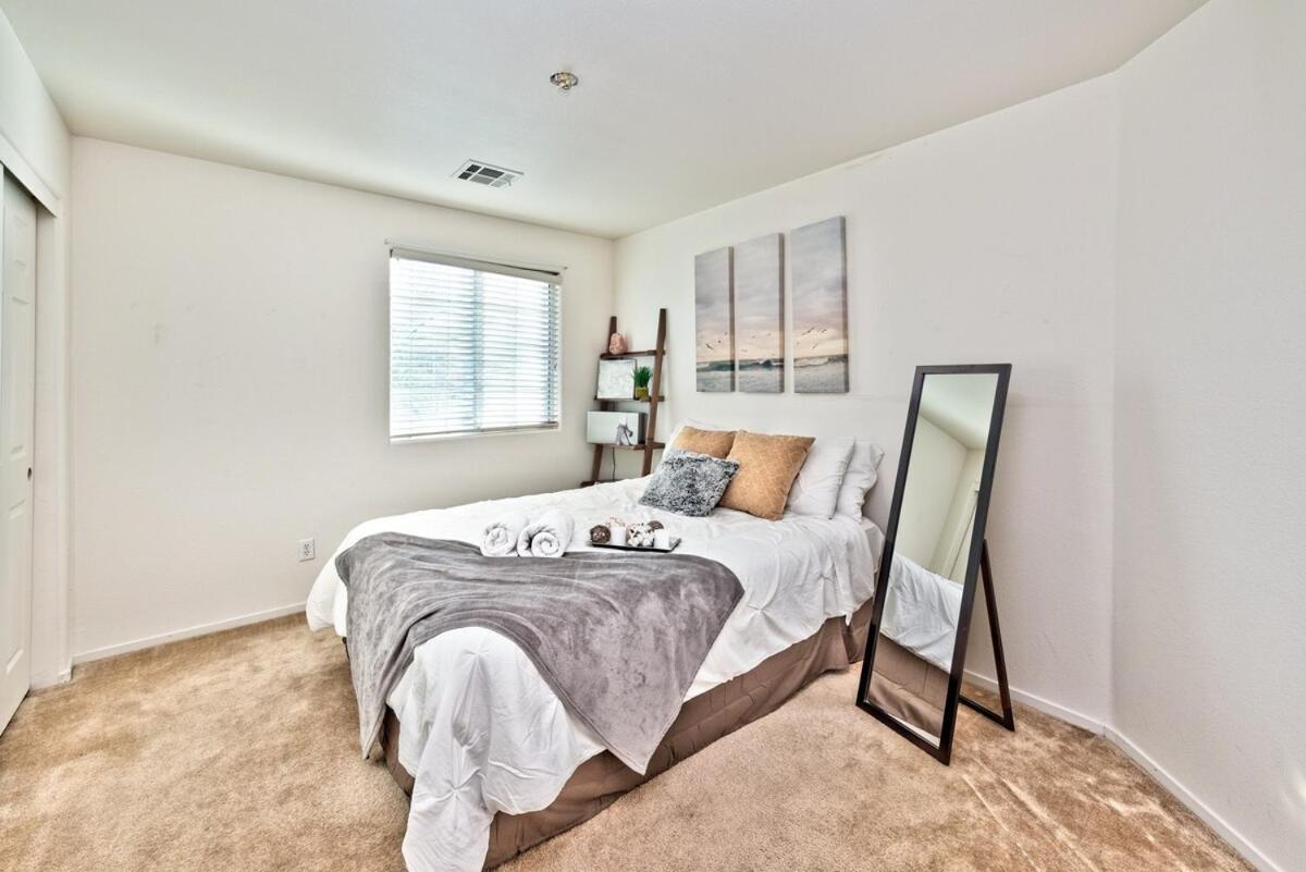 Holiday home Rose Modern 3bd, W Everything Need Las Vegas