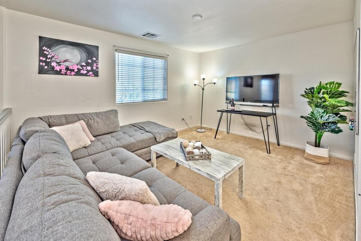 Holiday home Rose Modern 3bd, W Everything Need