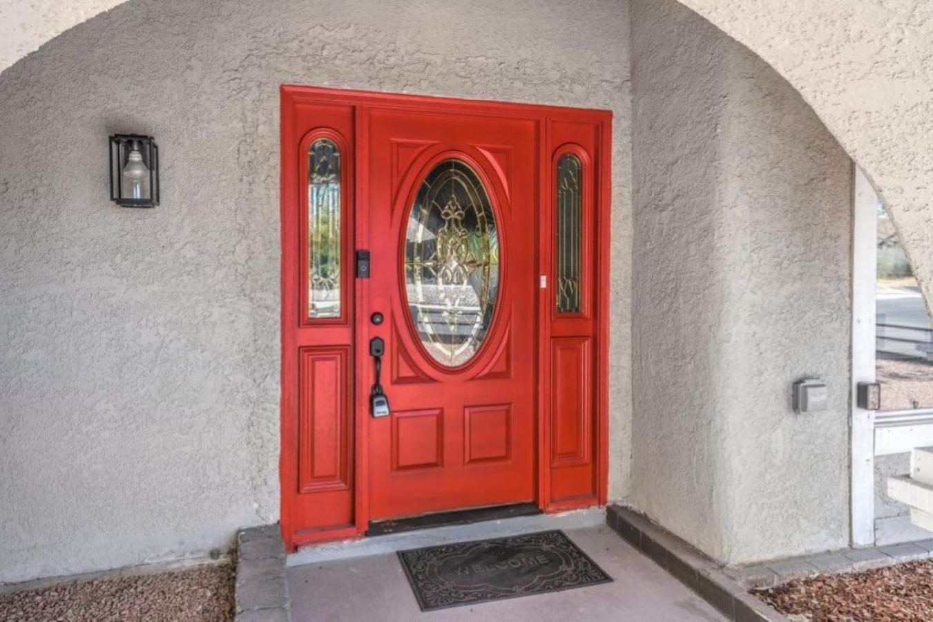 Stunning With Pool Very Spacious Upgrades * Las Vegas