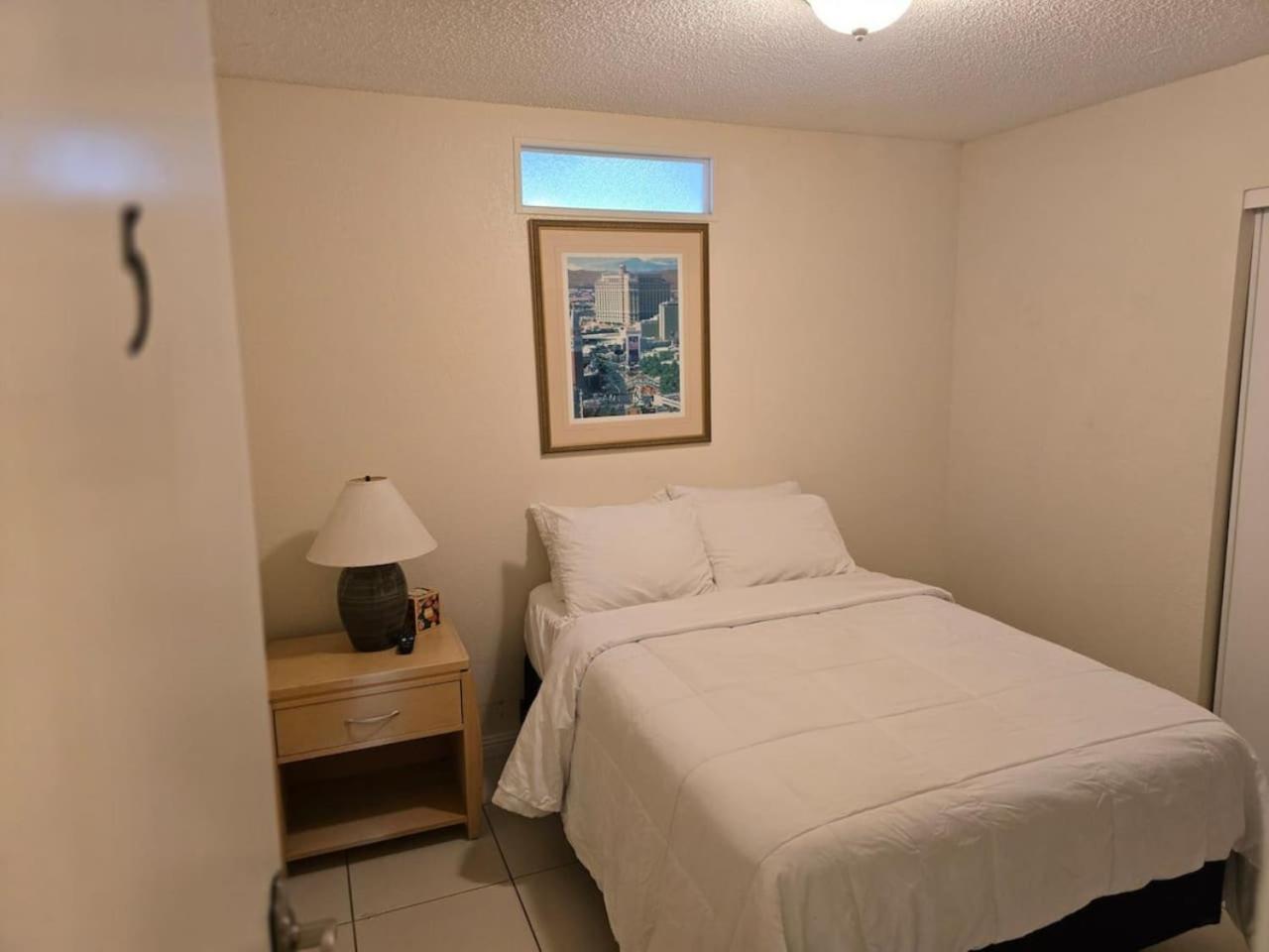 376 Modern Sleeps 6 *