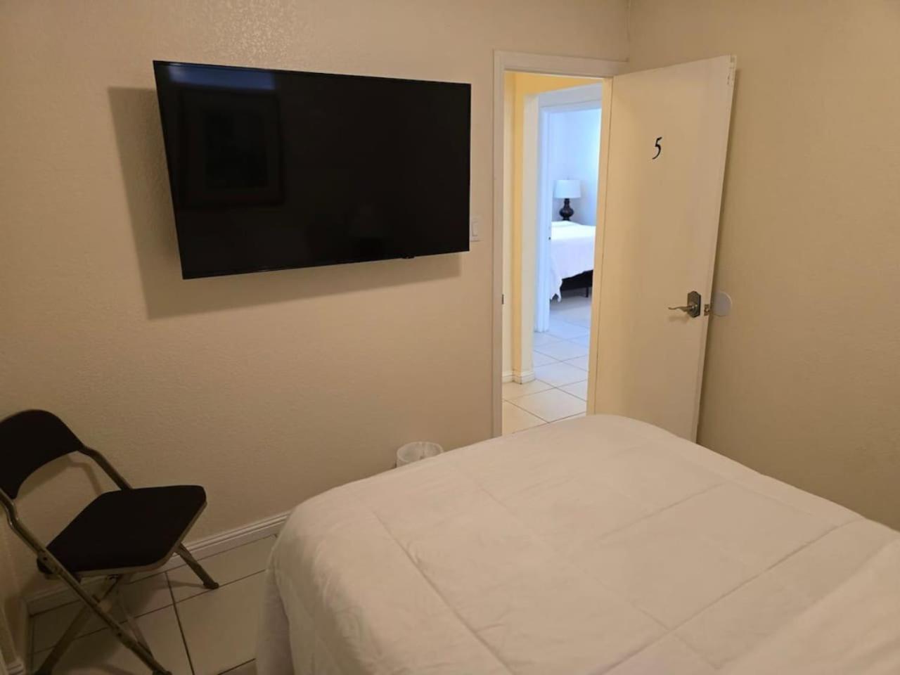 Holiday home 376 Modern Sleeps 6 *