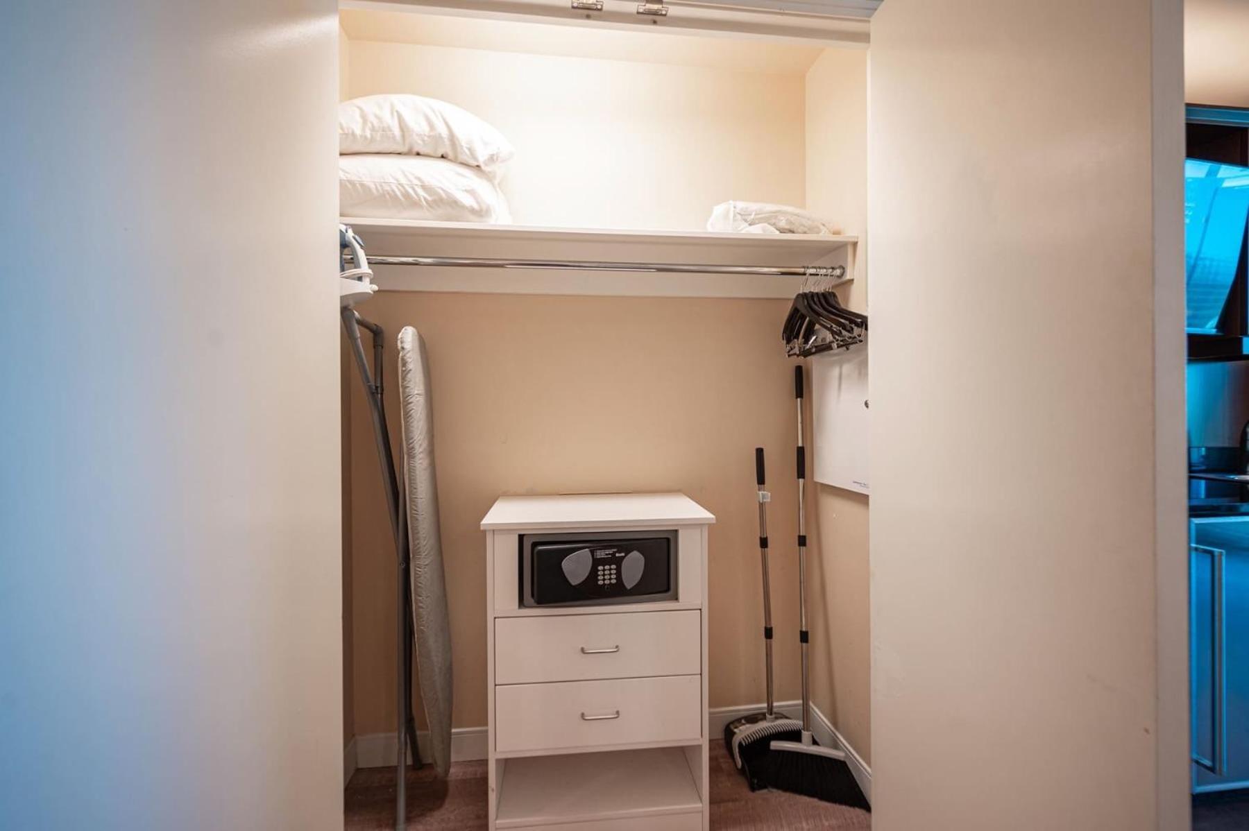High Floor Strip View Suite& No Fee& Free Valet Holiday home