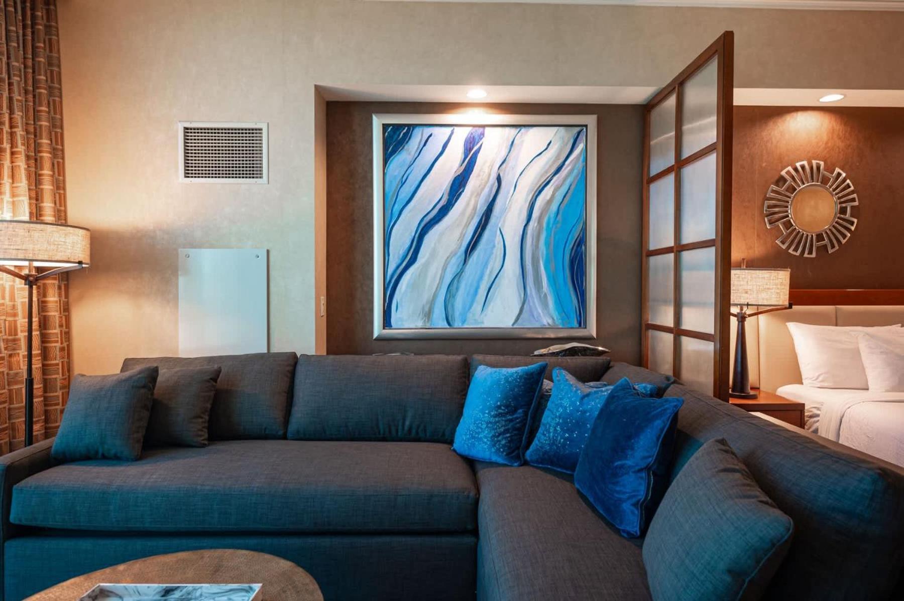 High Floor Strip View Suite& No Fee& Free Valet