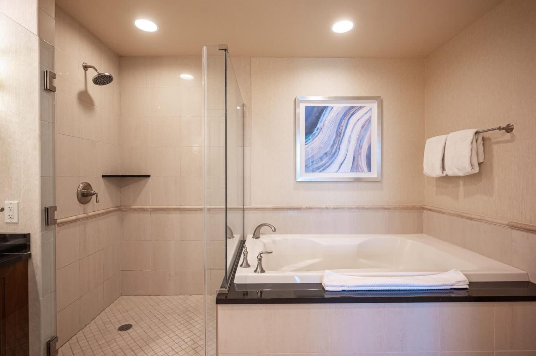Holiday home High Floor Strip View Suite& No Fee& Free Valet