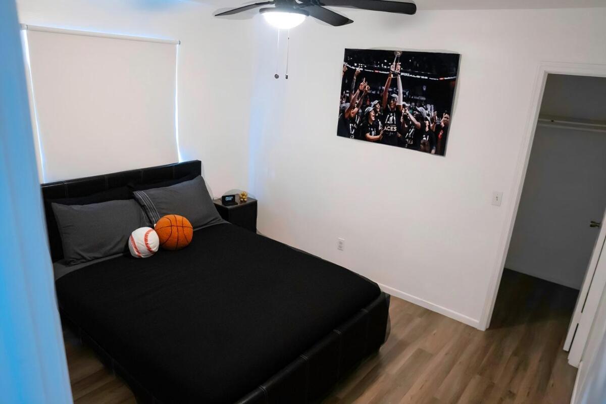 Apartment 2 Bedroom Minutes From Vegas Strip *