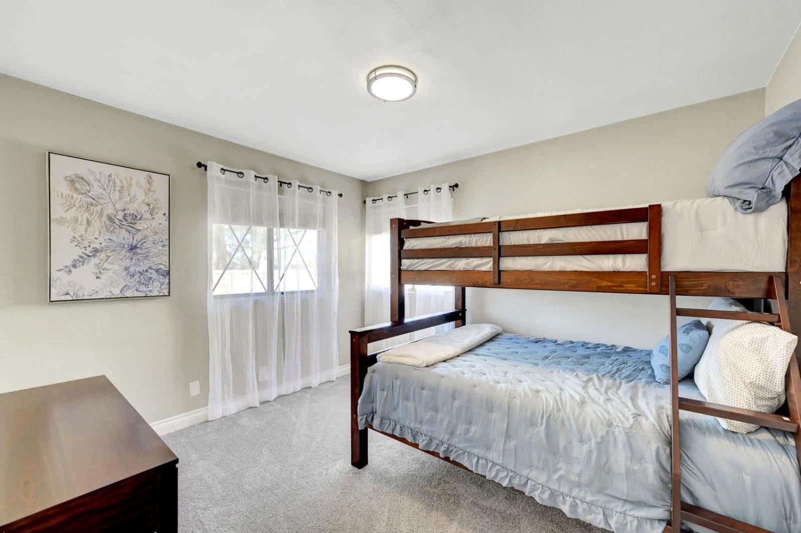 Holiday home Beautiful Renovated 4br W Pool Las Vegas