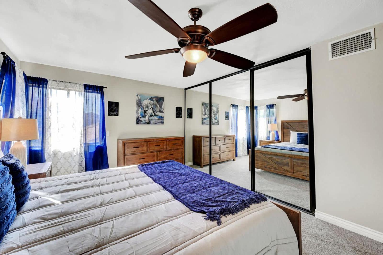Beautiful Renovated 4br W Pool Holiday home Las Vegas