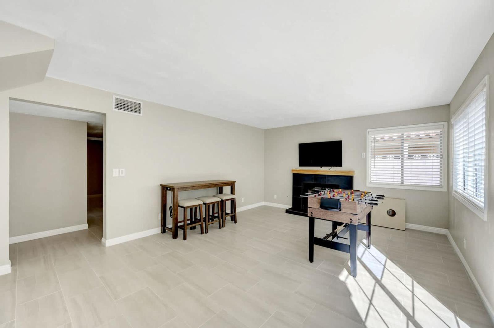 Beautiful Renovated 4br W Pool Holiday home Las Vegas