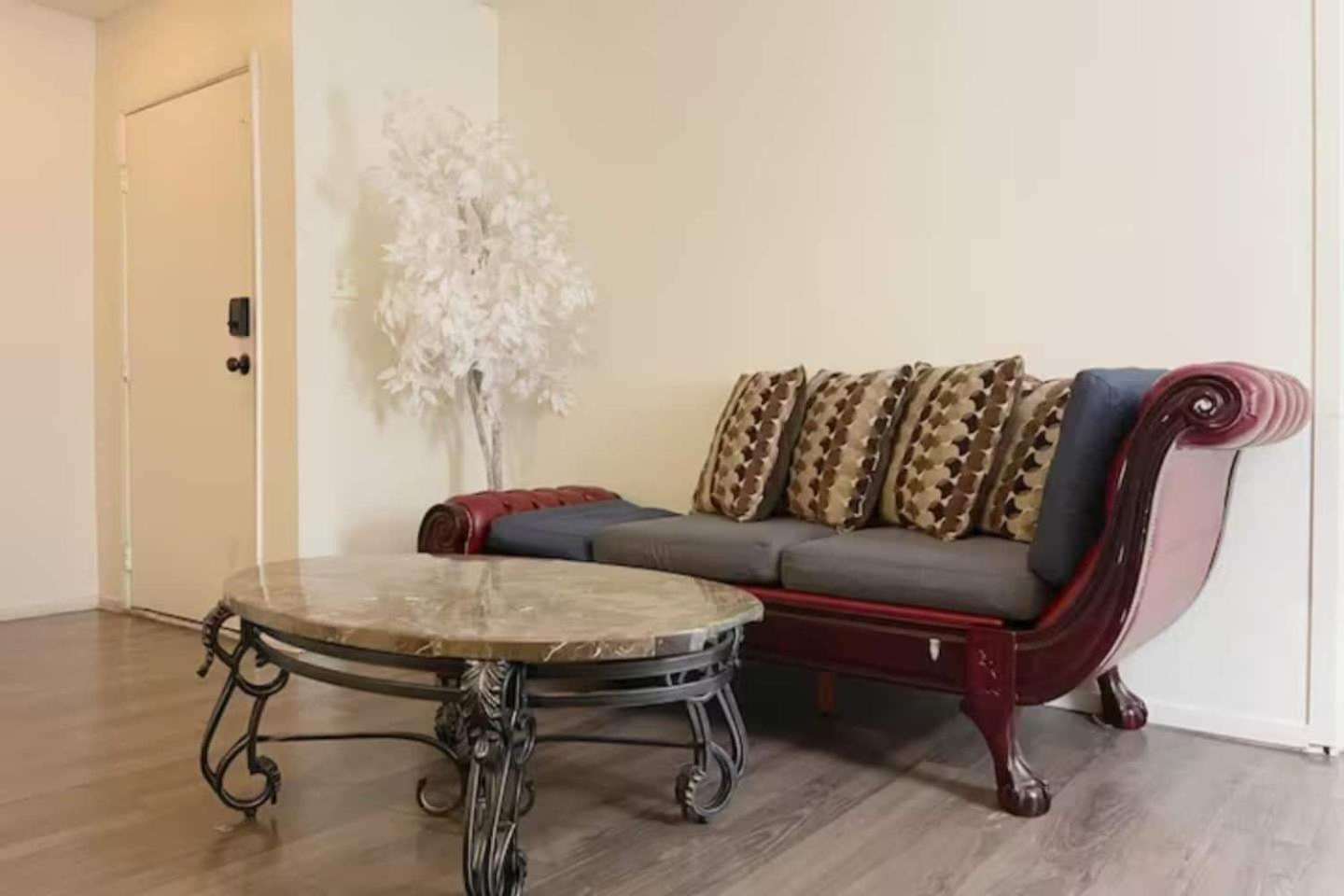 Holiday home 2 Or 3 Bedroom Walk To Mgm Casino And Strip Las Vegas